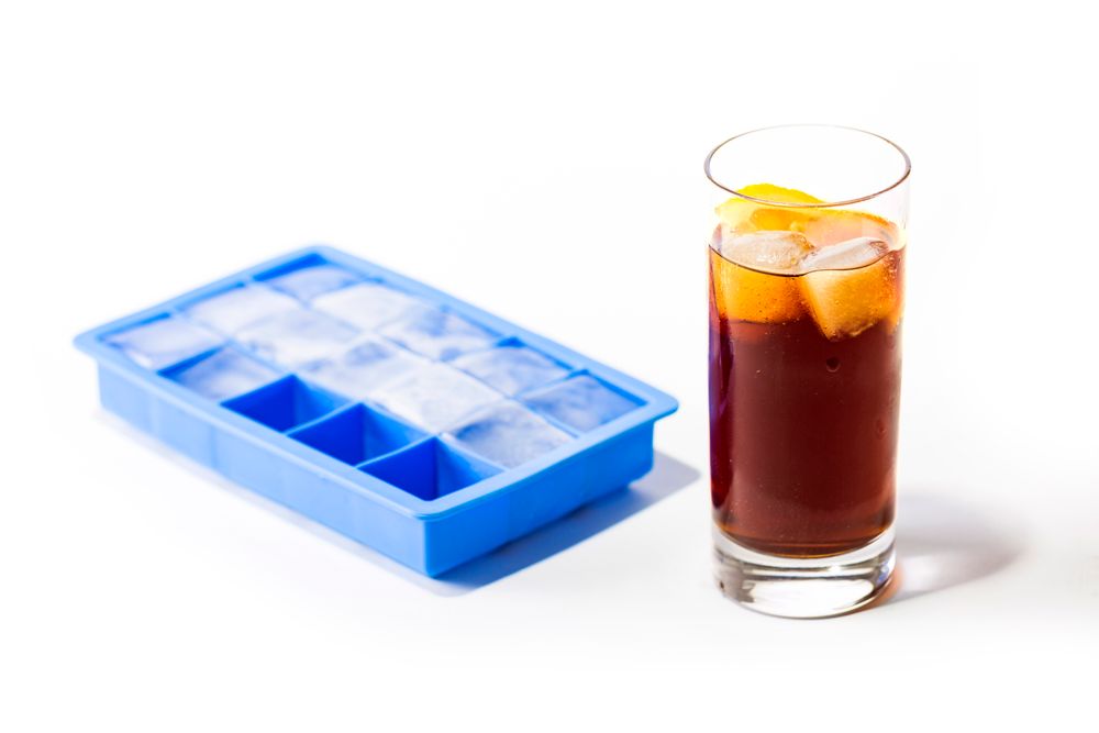 Eiswürfelform 15 kleine Eiswürfel 3x3x3cm Blau